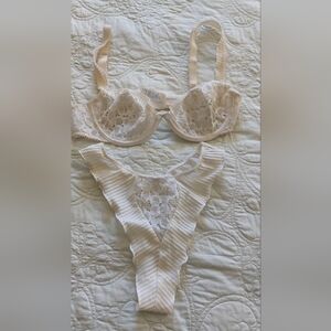 Luxury Needlepoint Lace Women's Bra & Panty Ensemble - White